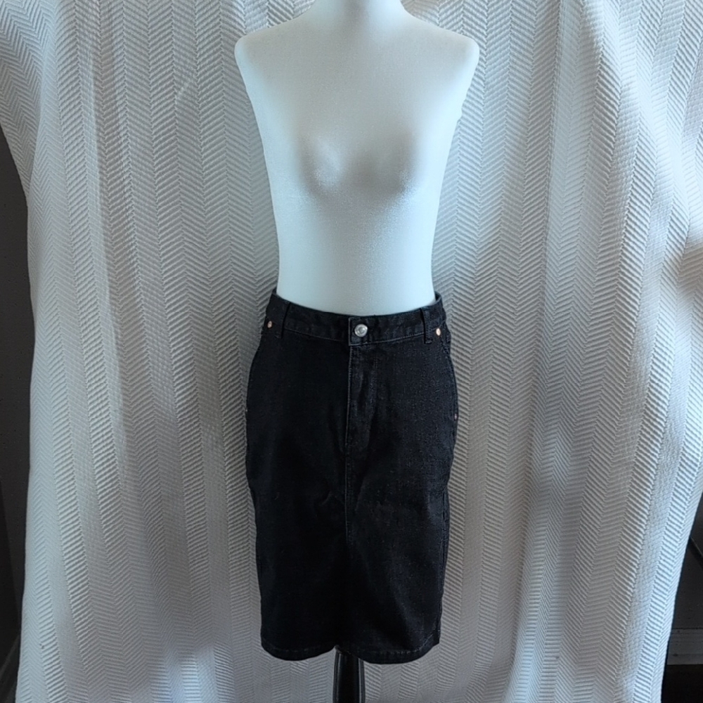 United Colors of Benetton Indigo Jean skirt size 28 Stretch Denim Casual